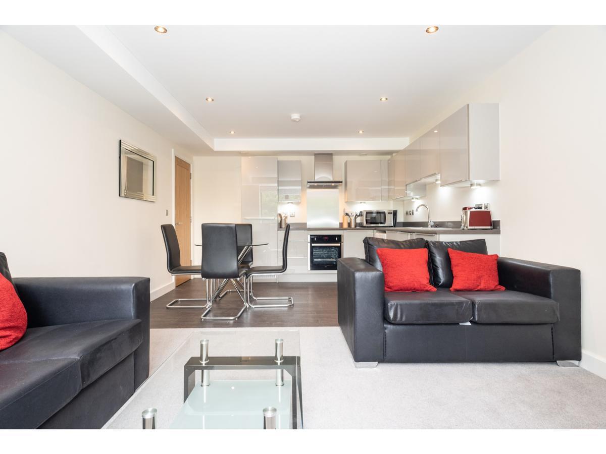 Stylish Flat Near The City Centre - Pass The Keys York Extérieur photo